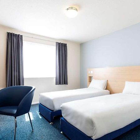 Ibis Budget West Thurrock Grays الغرفة الصورة