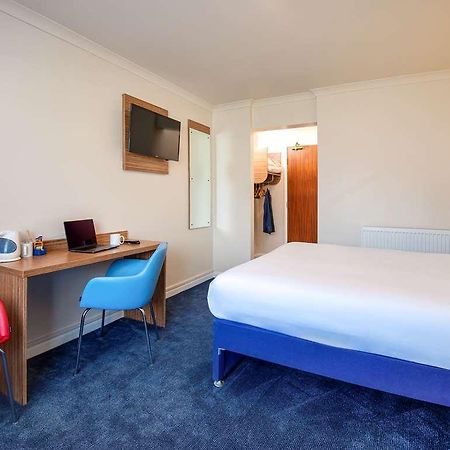 Ibis Budget West Thurrock Grays الغرفة الصورة