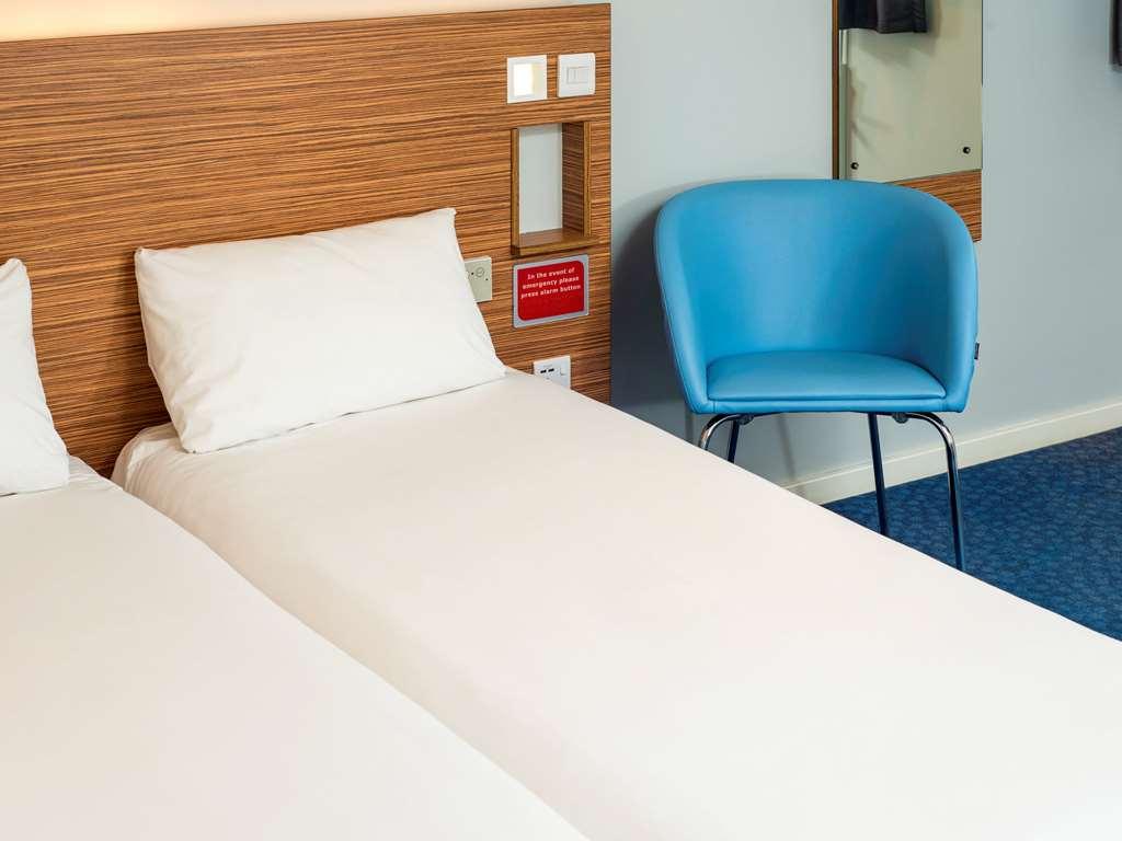 Ibis Budget West Thurrock Grays الغرفة الصورة